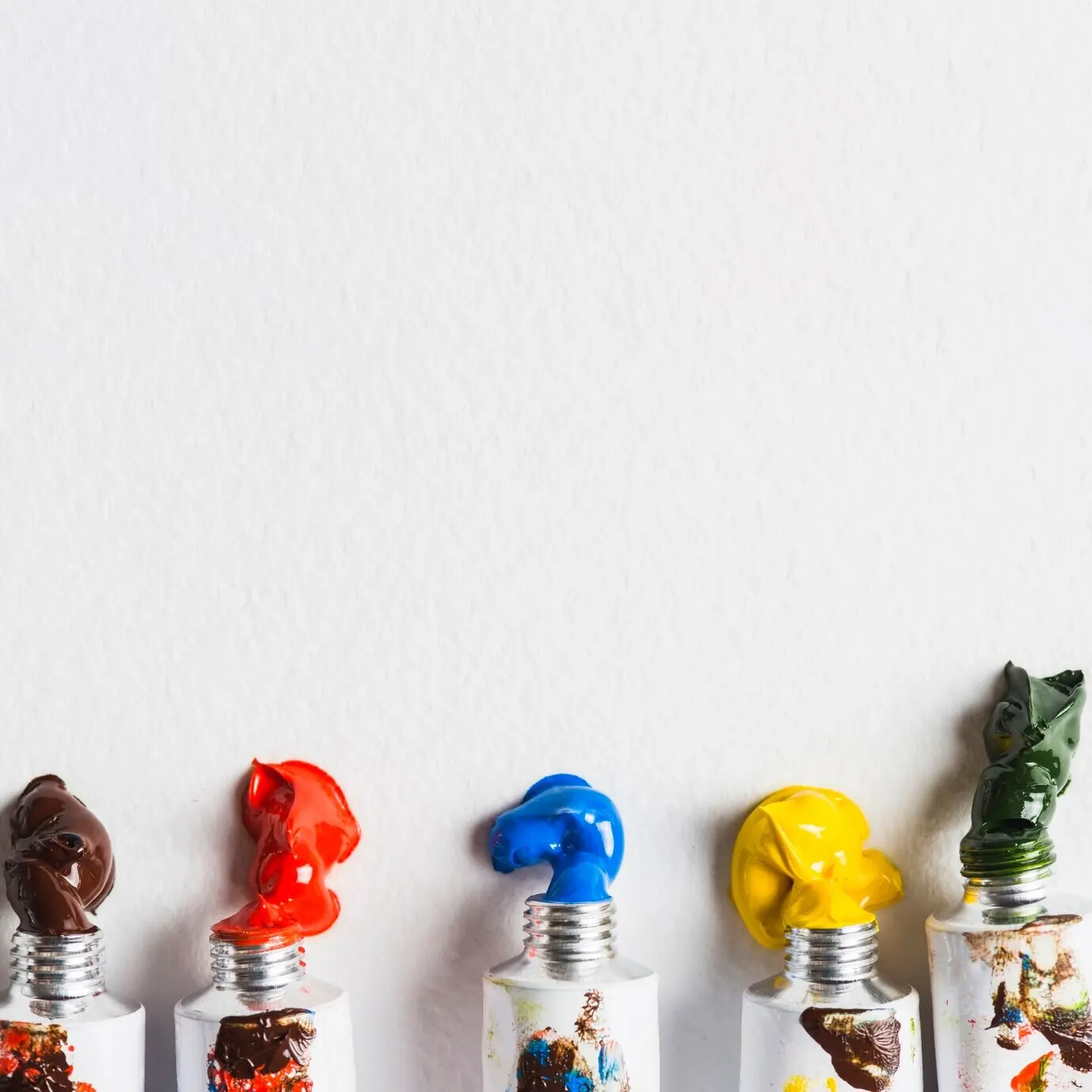 Set leuchtender, dickflüssiger Farben