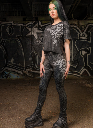 Wild Wastelands Womens Cropped Tee